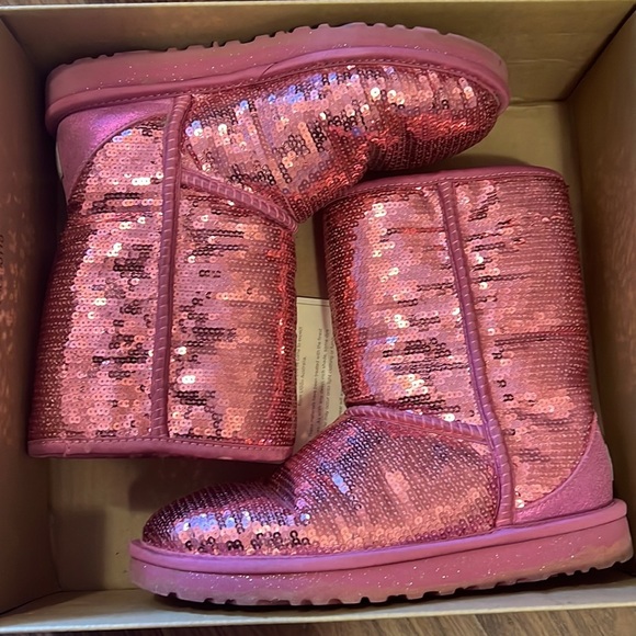 Limited edition Dark Pink Sequin Uggs - Picture 5 of 6